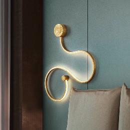 Aplique de pared GRAFOS Pequeño - Schuller - Luz LED