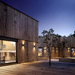 Aplique exterior Beret Gris Oscuro/Madera - 2 luces Mantra