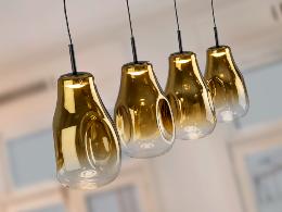 ALEDIS- LAMPARA 4L NEGRO-DORADO - SCHULLER