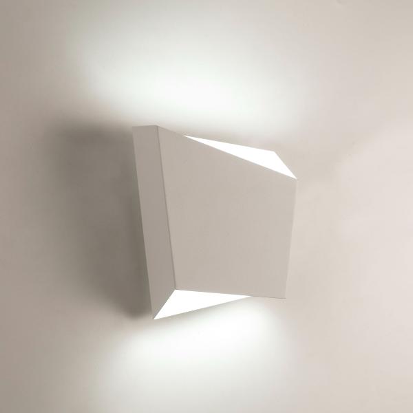 Aplique interior ASIMETRIC Blanco Mantra - Bombilla Led