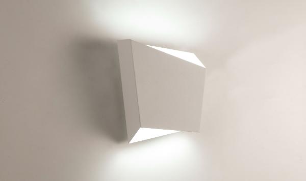 Aplique interior ASIMETRIC Blanco Mantra - Bombilla Led