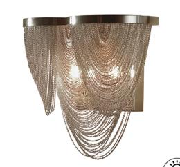 Aplique Minerva Schuller - cadenas de metal