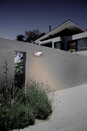 Aplique exterior HOOD Blanco Mantra - Luz LED 